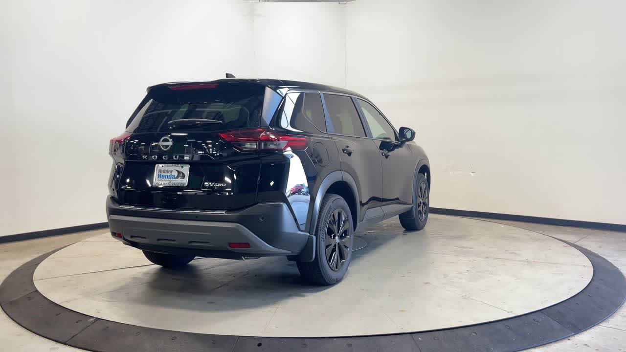 2023 Nissan Rogue — side profile view