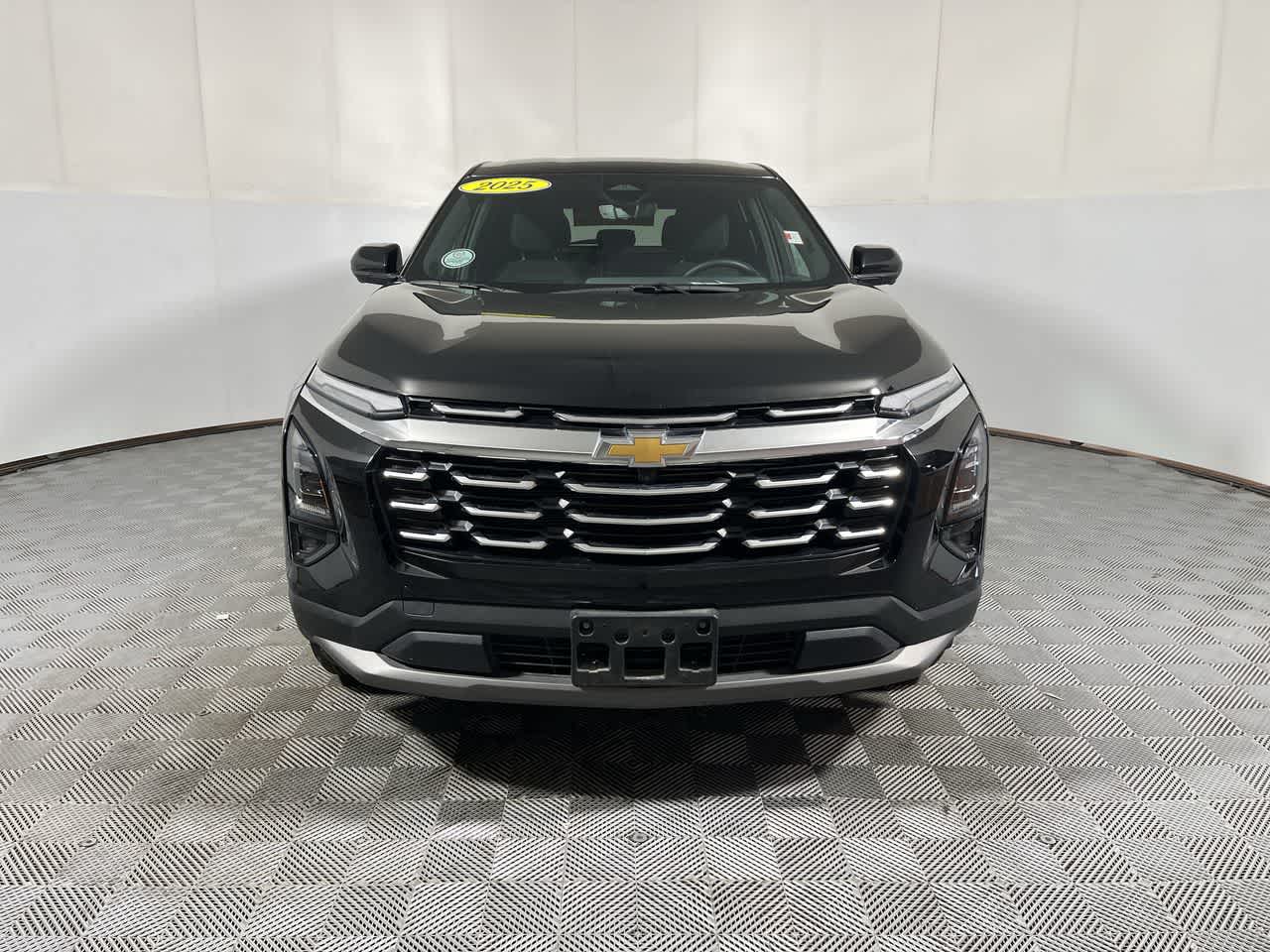 2025 Chevrolet Equinox — rear three-quarter view