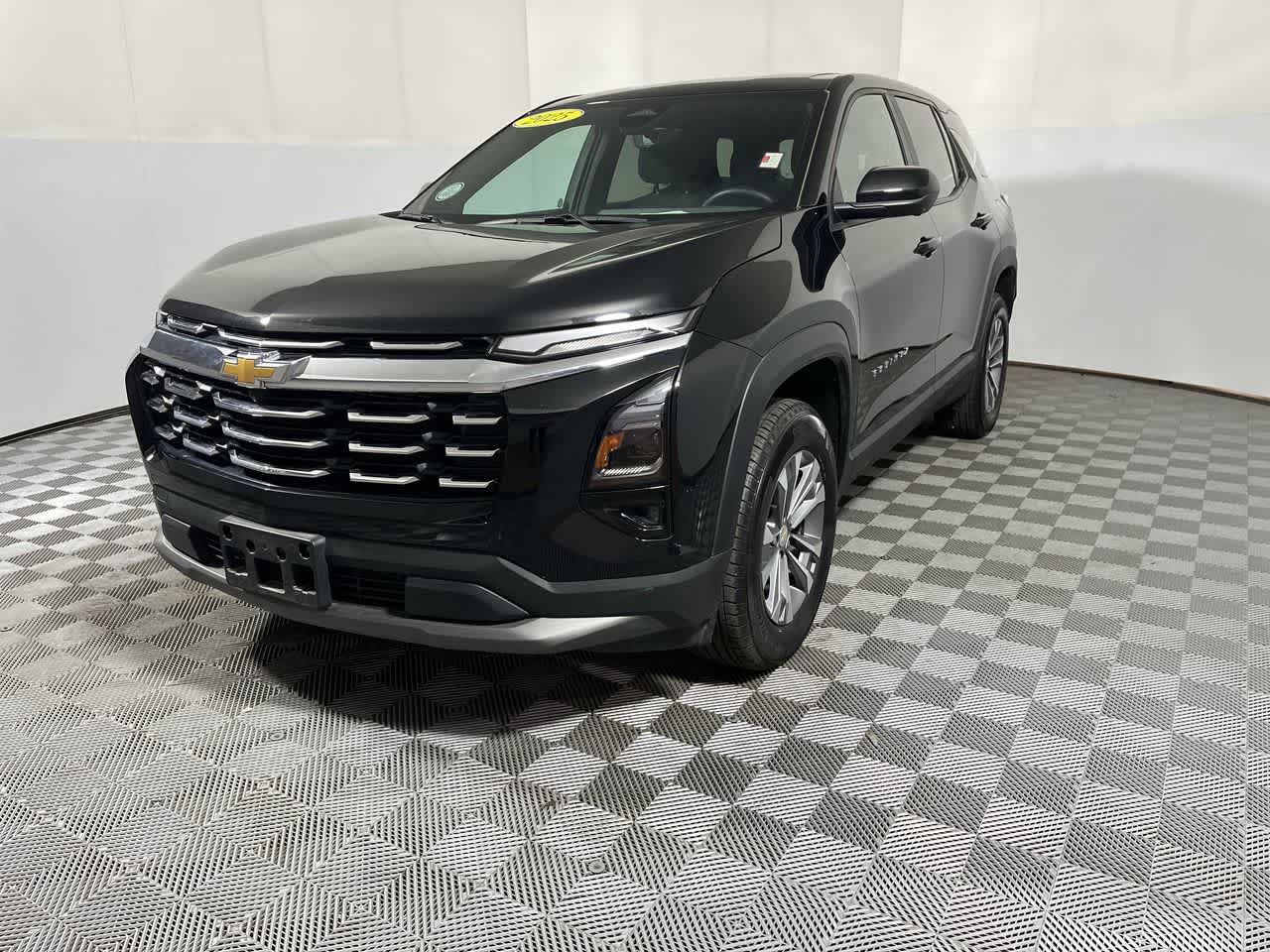 2025 Chevrolet Equinox — interior view