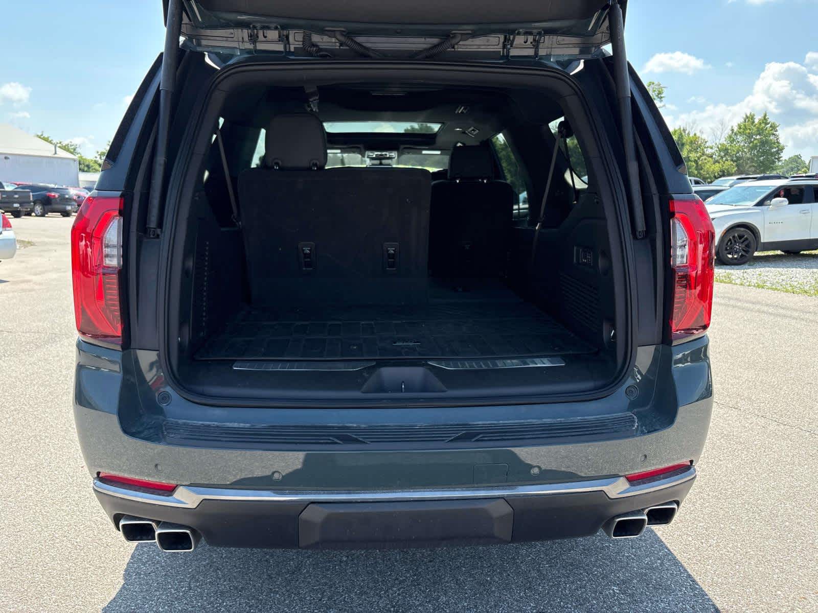 2026 GMC Yukon XL — detail view