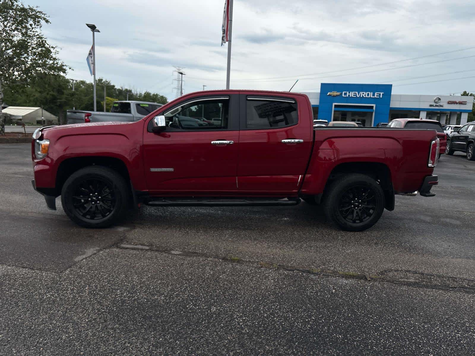 2021 GMC Canyon — side profile view