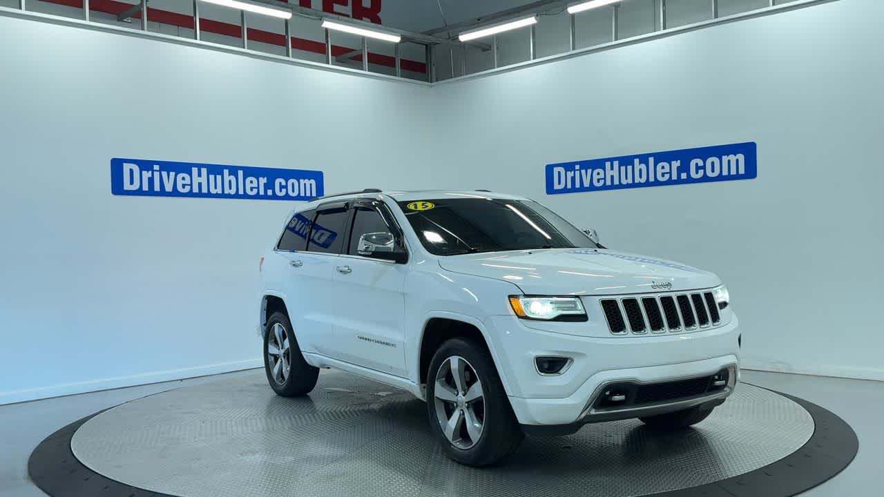 2015 Jeep Grand Cherokee — interior view