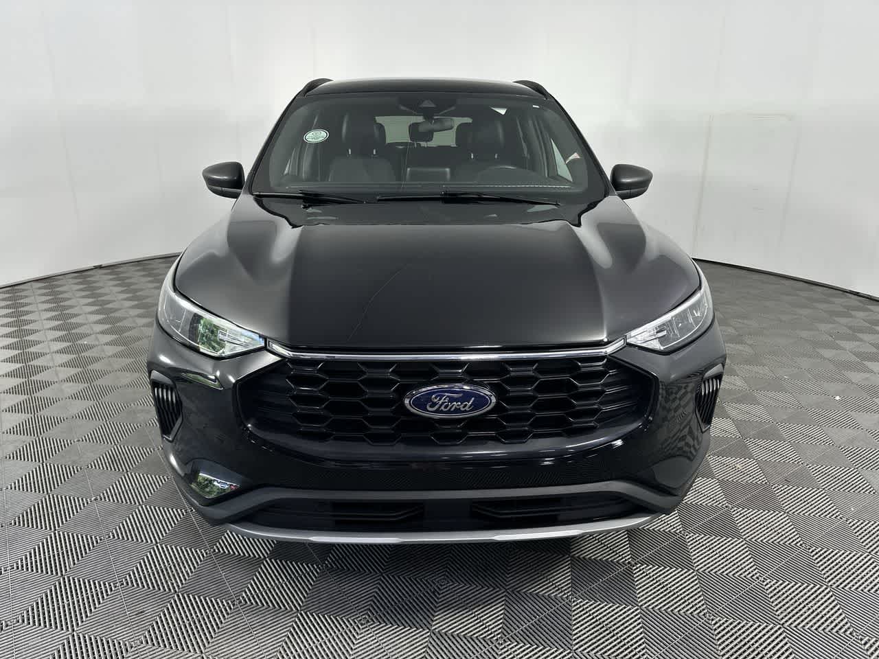 2025 Ford Escape — side profile view