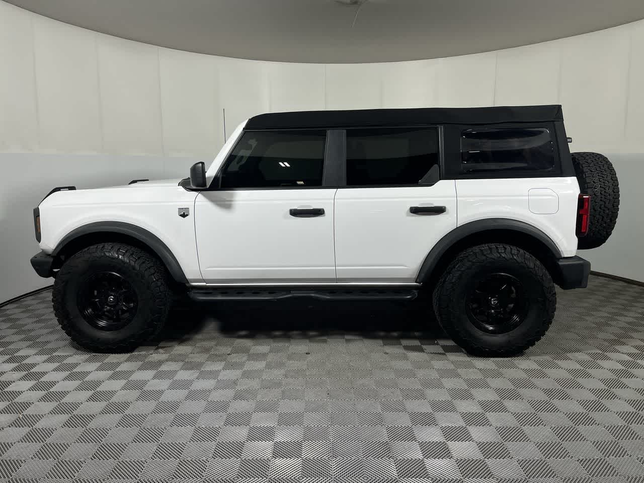 2023 Ford Bronco — detail view