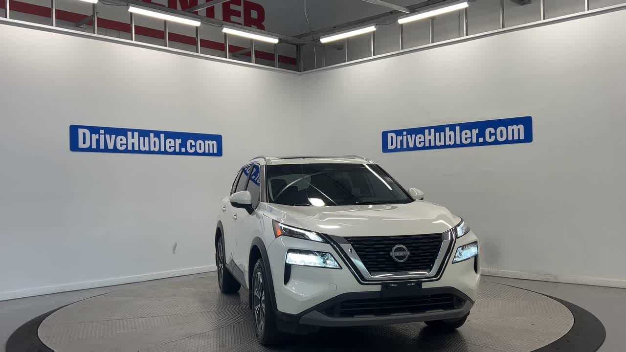 2022 Nissan Rogue — detail view